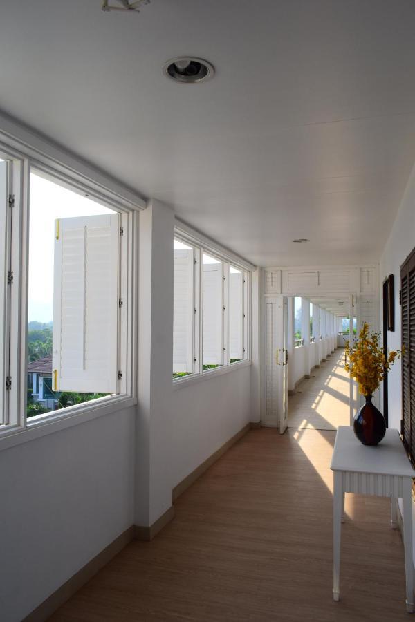 Seapine Beach Golf And Resort Hua Hin Ban Khao Takiap Exterior foto