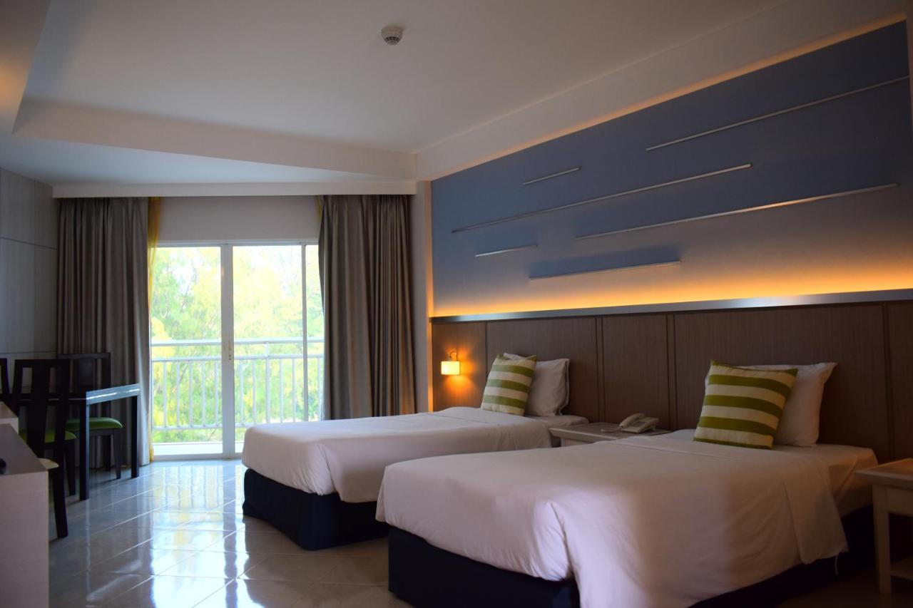 Seapine Beach Golf And Resort Hua Hin Ban Khao Takiap Exterior foto